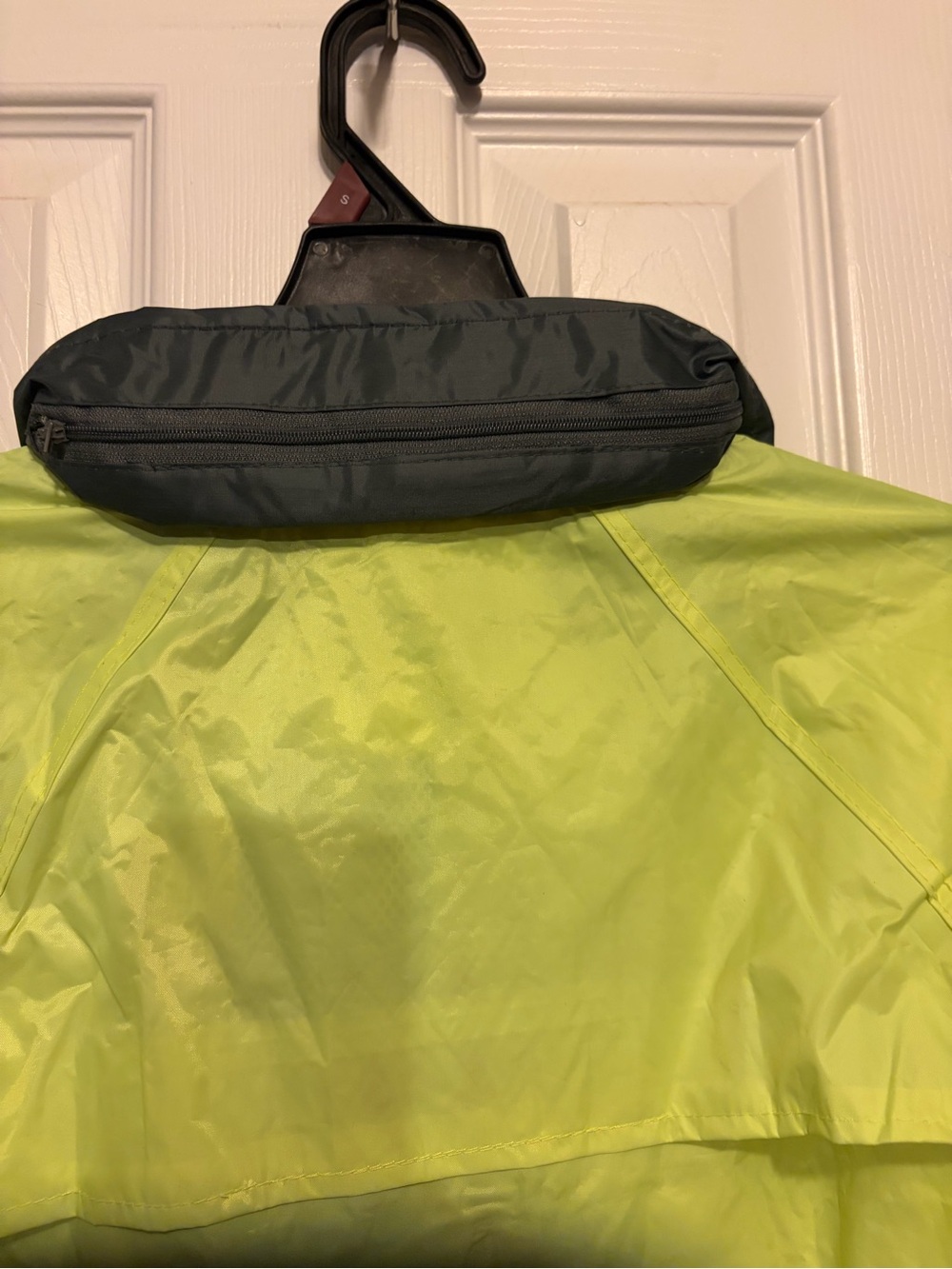 Unisex👨🏻/👩🏻Heavy Duty All-Sport Waterproof Outdoor Rain🌧️Jacket🧥Sz M - Picture 8 of 10